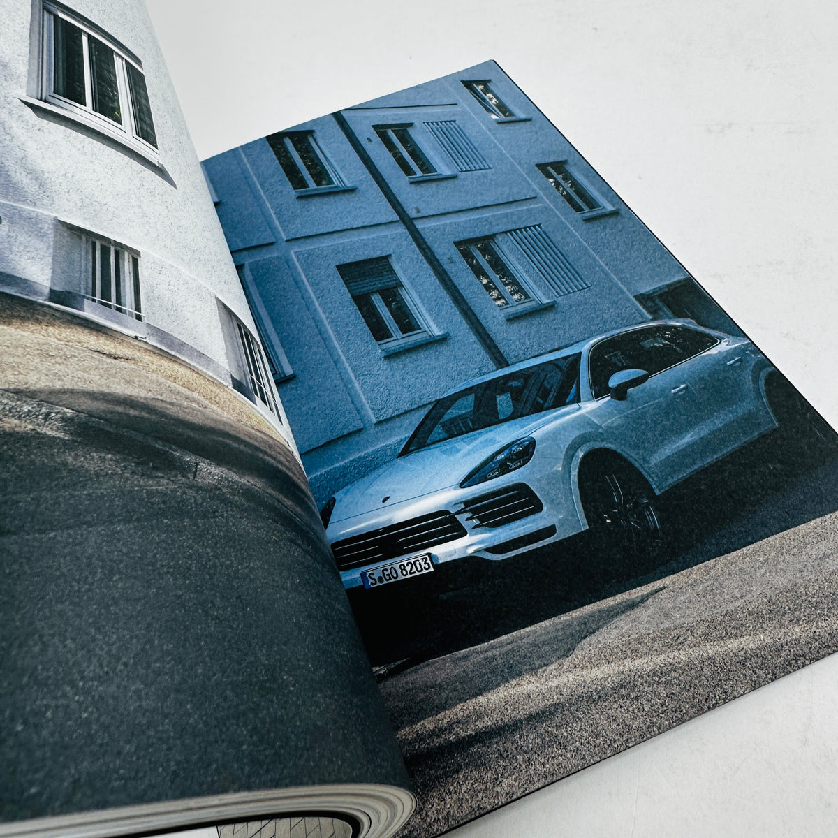 B Magazine #70 - Porsche