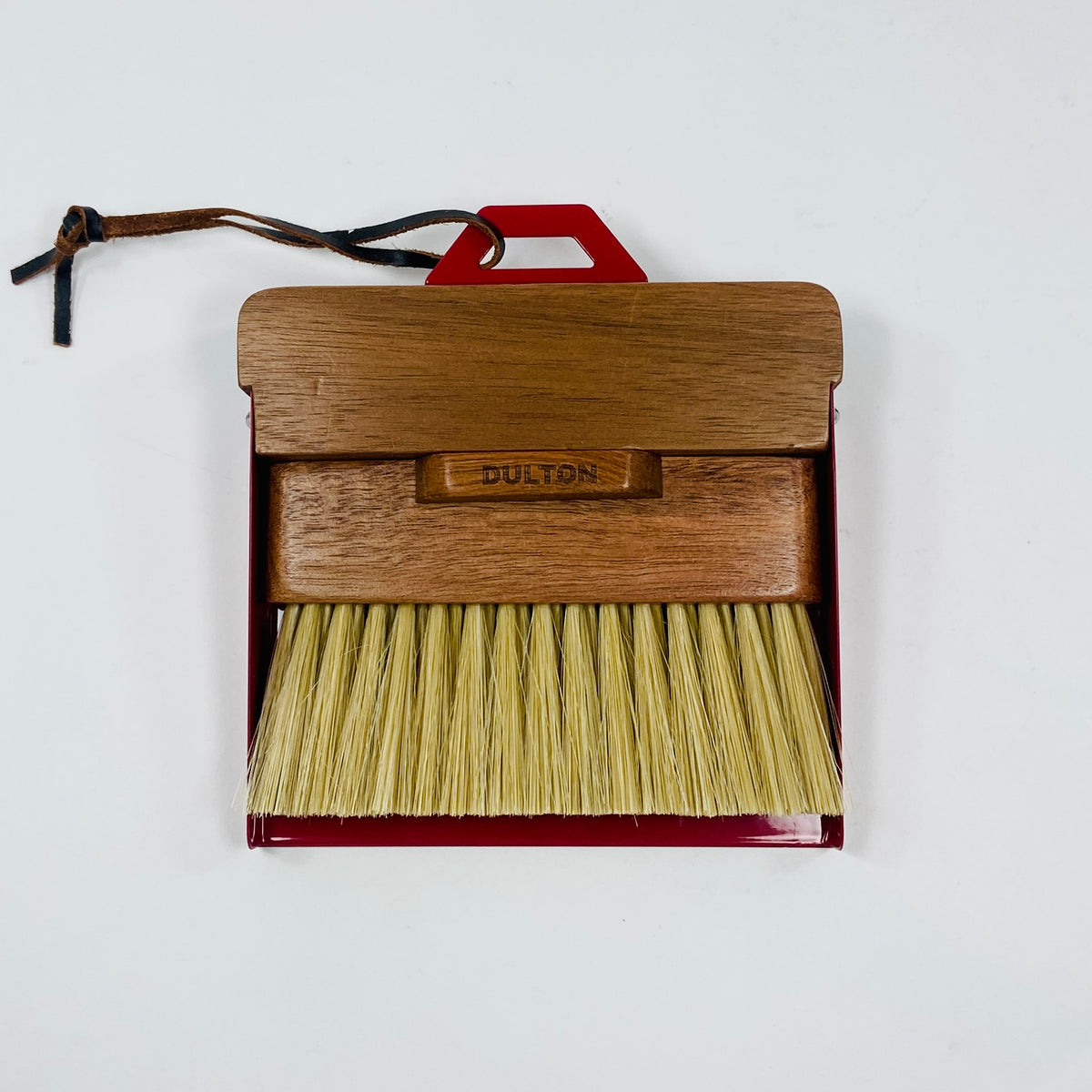Dulton - Desktop Dustpan and Brush - Red