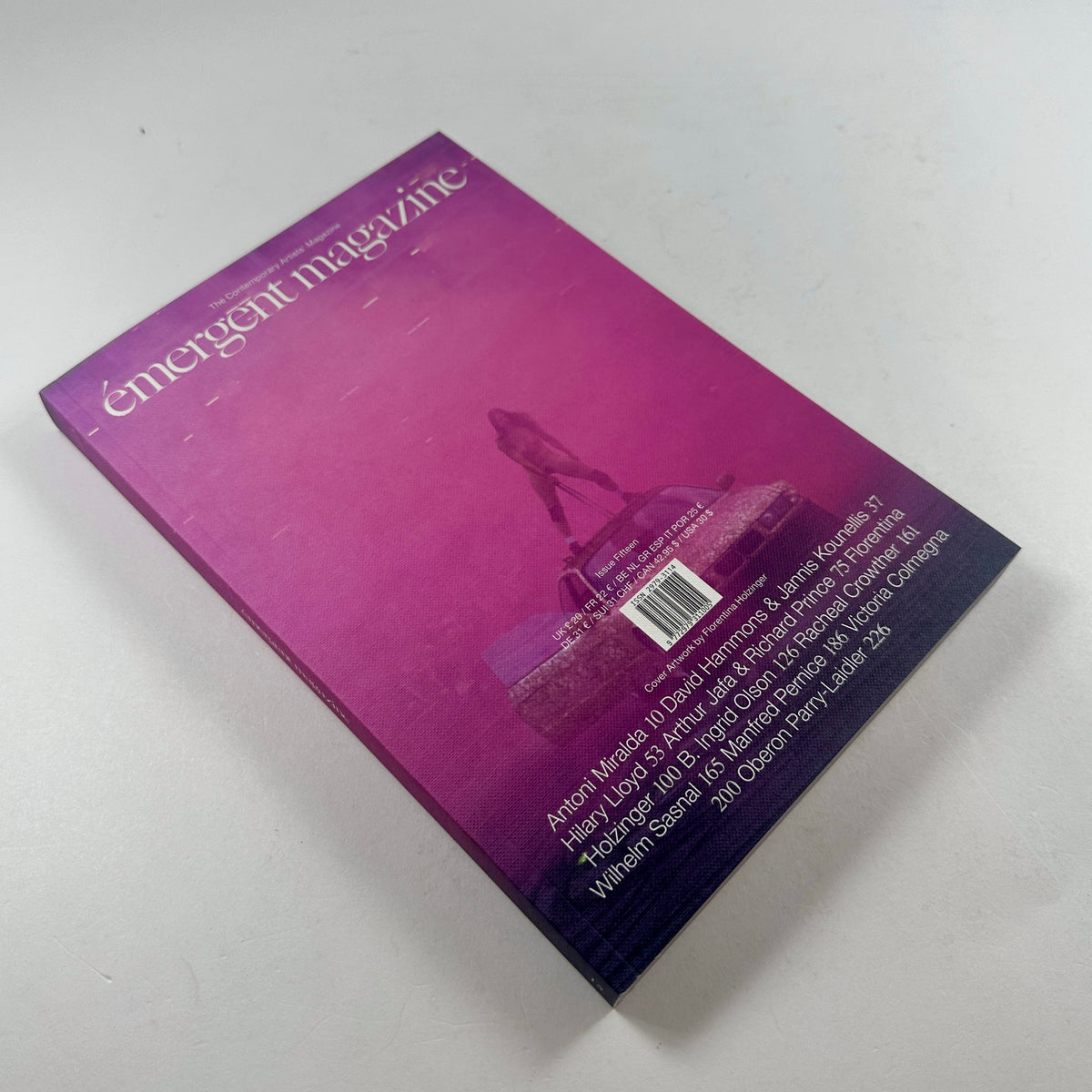 émergent #15 - The Contemporary Artists' Magazine