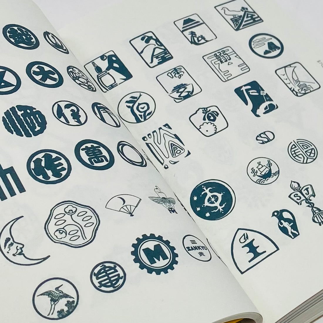 A Compilation of Contemporary Letter Designs